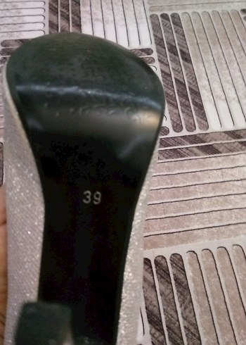 Gri Simli Stiletto Yılan Desenli Kadın Topuklu - Görsel 3