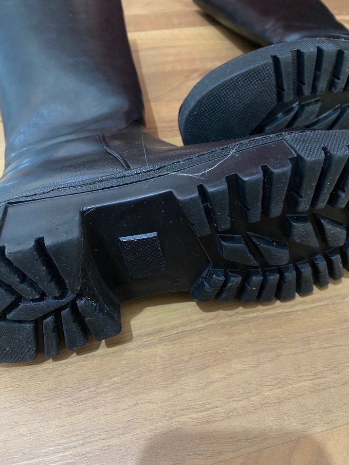 Kadın Siyah Deri Çizme - Görsel 4