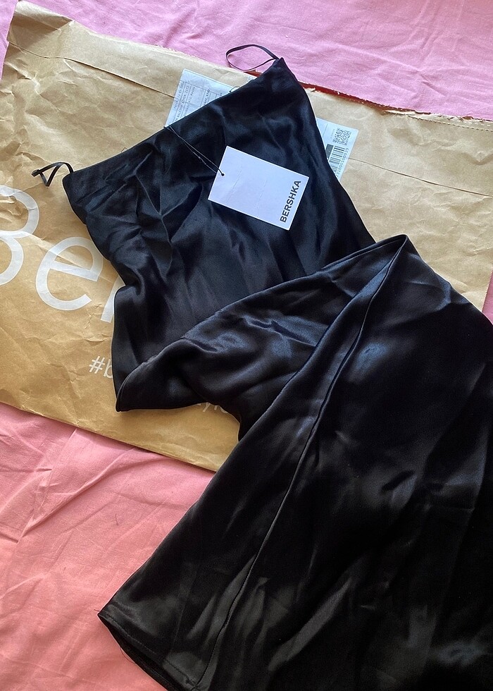 Bershka uzun saten Elbise - Görsel 5