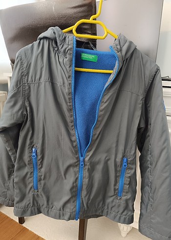 BENETTON YAĞMURLUK Gri Kapüşonlu Erkek Çocuk