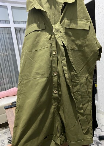 Düğmeli Kadın Haki Midi şort tulum - Görsel 3