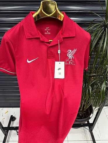 Nike LİVERPOOL KIRMIZI POLO YAKA