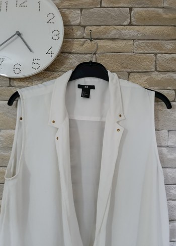 H&M Düğmeli Kolsuz Gri Keten Bluz