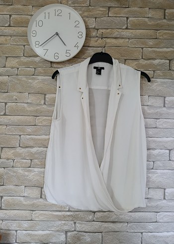Düğmeli Kolsuz Gri Keten Bluz