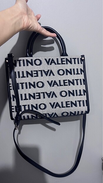 Valentino çanta