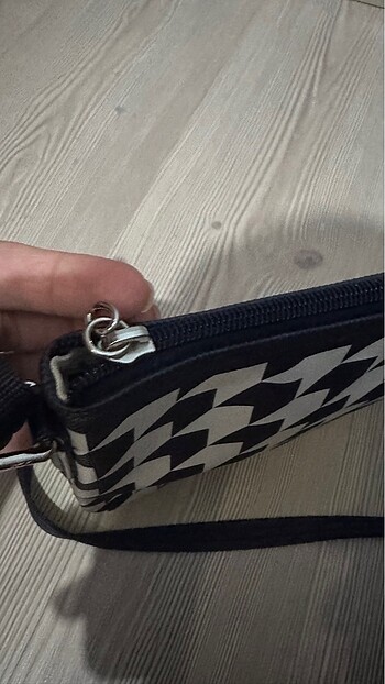  Beden Lacoste çanta