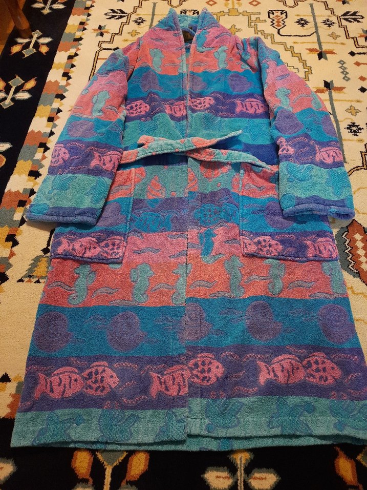 SAĞLAM BANYO BORNOZ
BOY:110 CM
KOLTUK ALTI GEN:61 CM.
BEDEN:M/L - Görsel 5