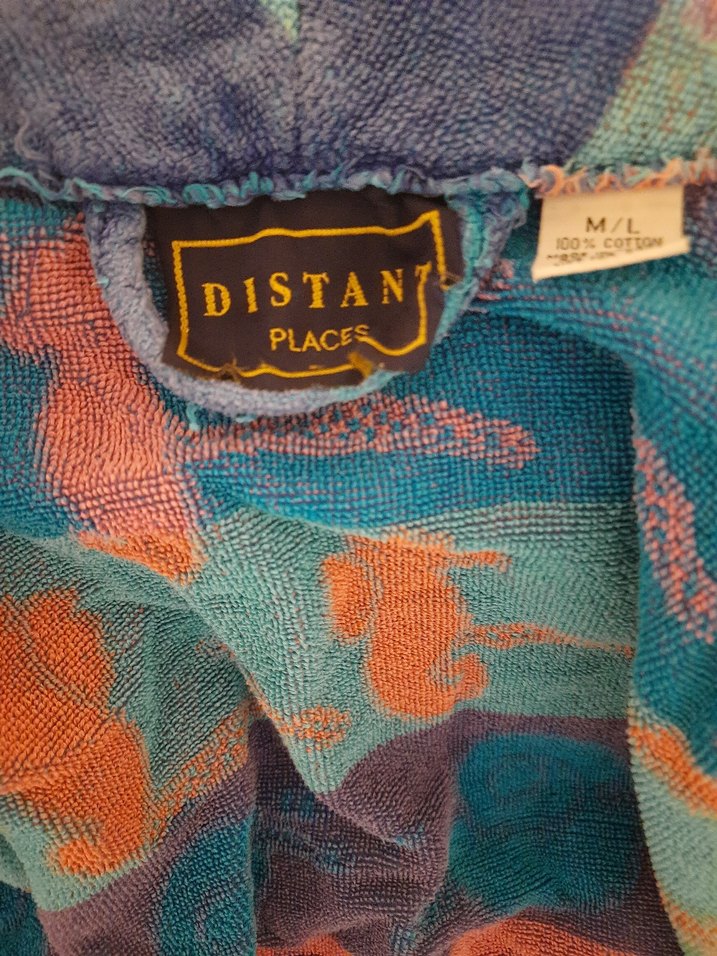 SAĞLAM BANYO BORNOZ
BOY:110 CM
KOLTUK ALTI GEN:61 CM.
BEDEN:M/L - Görsel 4