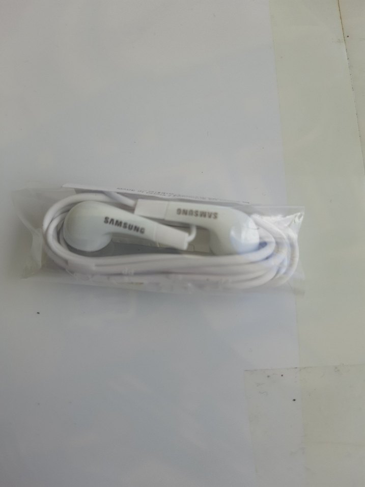 SIFIR SAMSUNG EHS64AVFWE 3.5 mm MİKROFONLU KABLOLU KULAKLIK. - Görsel 3