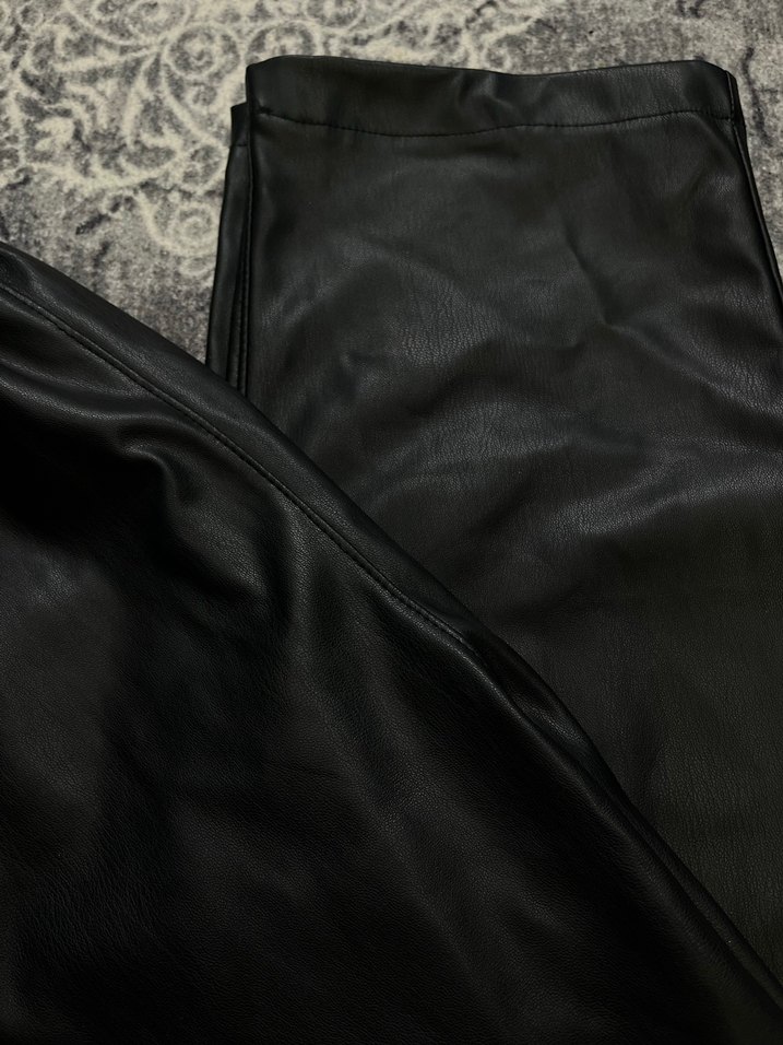 Kadın Siyah Deri Bol Kesim Kemerli Pantolon - Görsel 4