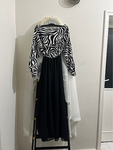 Zebra elbise