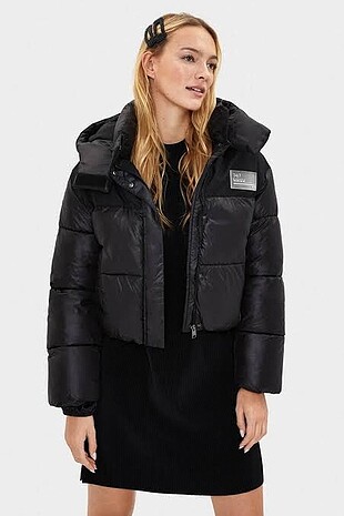 bershka mont