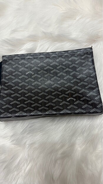 Goyard Clutch