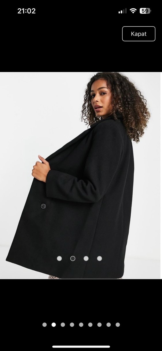 Stradivarius Siyah Düğmeli Klasik Kaban - Görsel 3