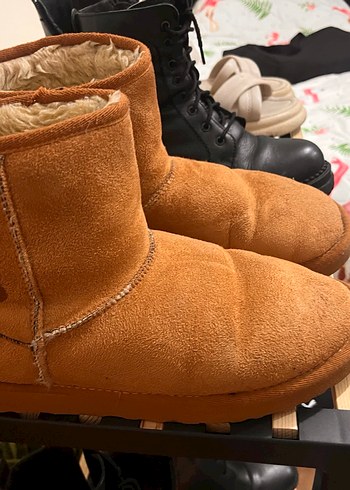 UGG Kahverengi Kürklü Kadın Bot - Görsel 2