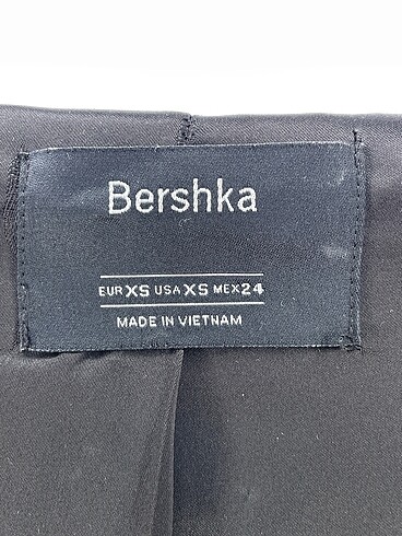 xs Beden siyah Renk Bershka Blazer %70 İndirimli.
