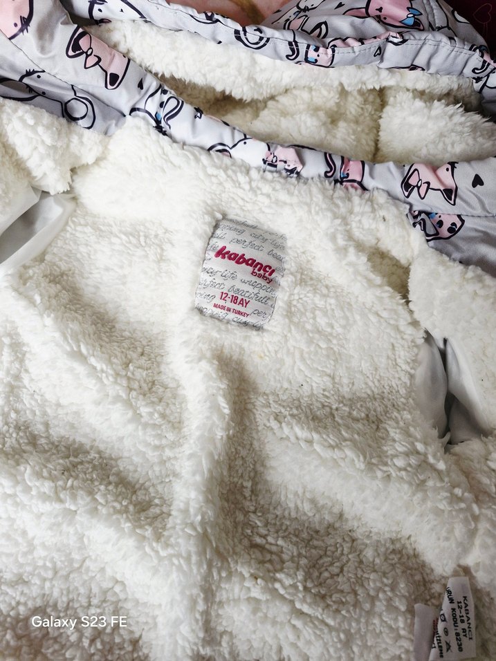 Kız Bebek Gri Kapüşonlu Nakışlı kaban - Görsel 3