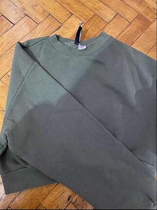 H&M Haki sweatshirt
