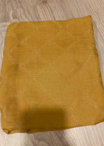 Altın Renkli Kadın Şal, 1 kez takıldı - Görsel 2