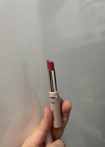Oriflame Pastel Kırmızı Ruj