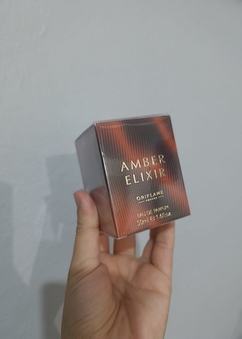 Amber Elixir Kadın Parfümü 50 ml