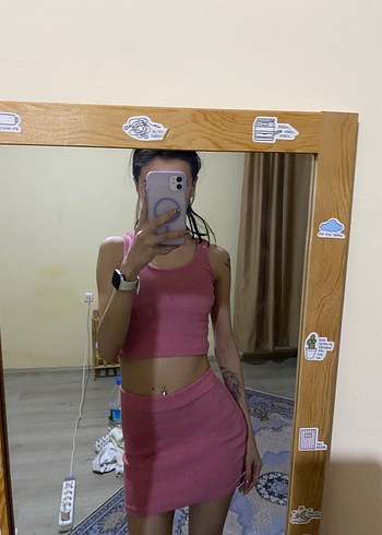 Kolsuz Koyu Pembe Kıyafet Takımı - Görsel 3