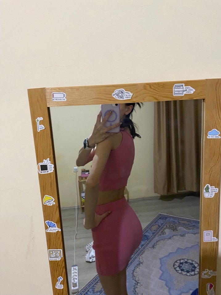 Kolsuz Koyu Pembe Kıyafet Takımı - Görsel 2