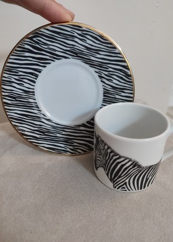 Lc Waikiki Home Zebra Desenli Beyaz Fincan ve Tabak