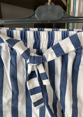 Çizgili Şort - Görsel 2