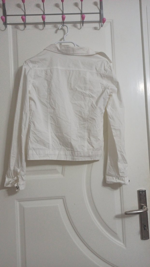 Düğmeli Beyaz Keten Kadın Ceket - Görsel 5