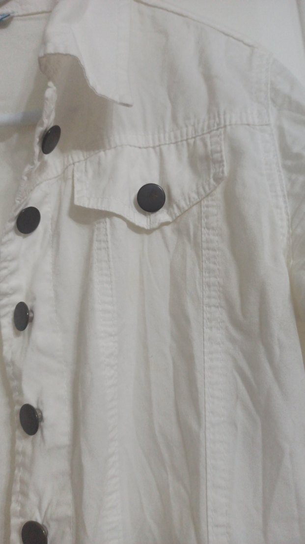 Düğmeli Beyaz Keten Kadın Ceket - Görsel 3