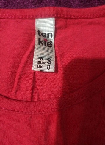 Kırmızı tişört  - Görsel 2