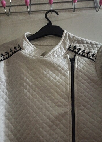 Beyaz ceket - Görsel 2