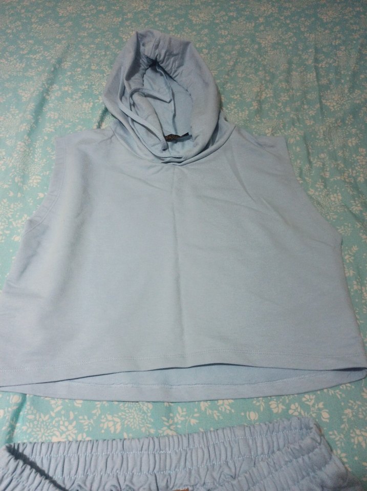 Bebe mavisi mini  şortlu rahat kesim - Görsel 4