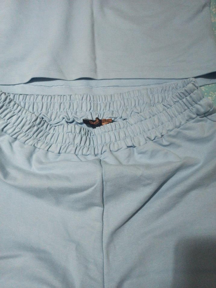 Bebe mavisi mini  şortlu rahat kesim - Görsel 2