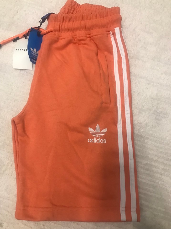 Turuncu Adidas Mini Şort - Görsel 2