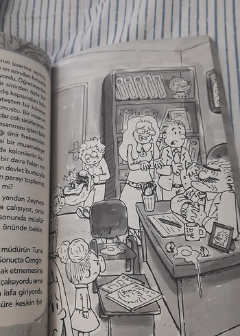 Duvarları Gıdıklanan Okul - Çocuk Kitabı - Görsel 6