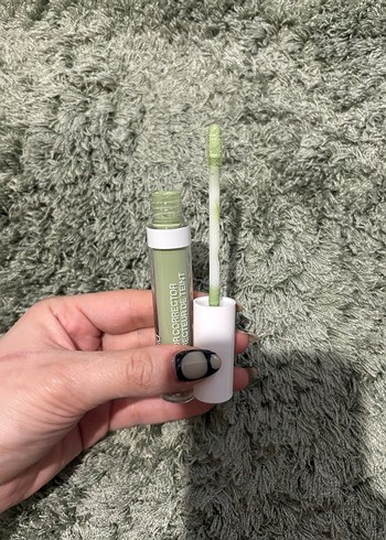 Wet n Wild Pastel Haki Renkli Kapatıcı - Görsel 2