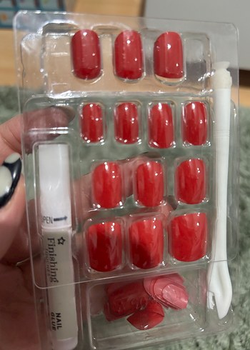 nascita Kırmızı tırnak Seti - Görsel 2