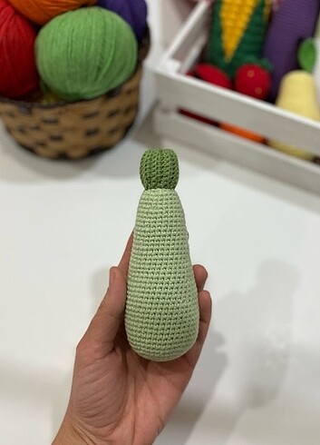 Beden Amigurumi örgü sebzeler