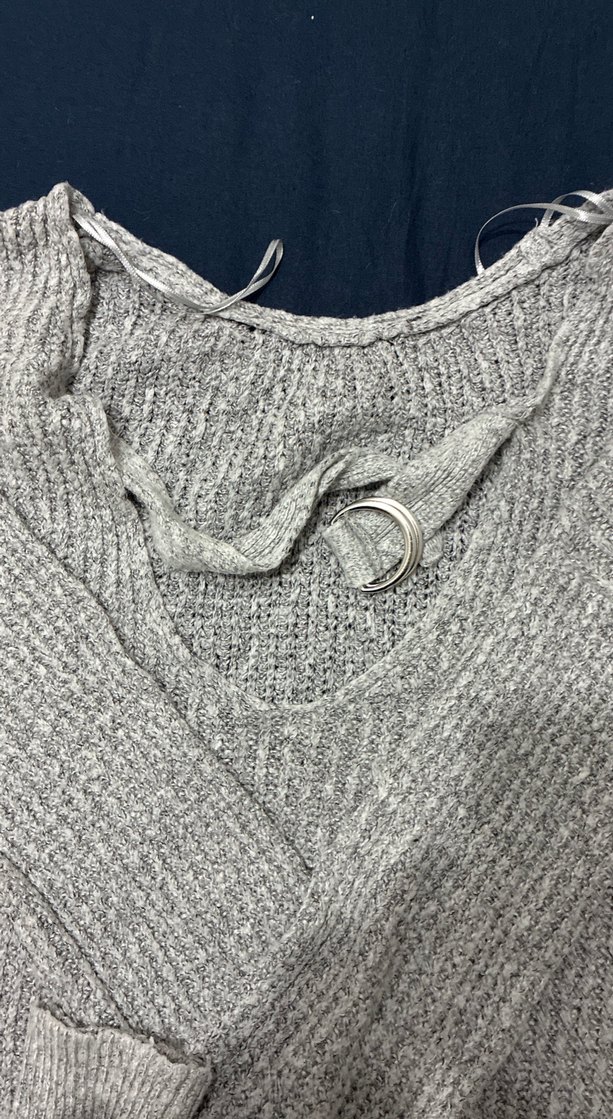 Gri Triko Kadın Bluz, Salaş Kesim, Uzun Kollu - Görsel 2