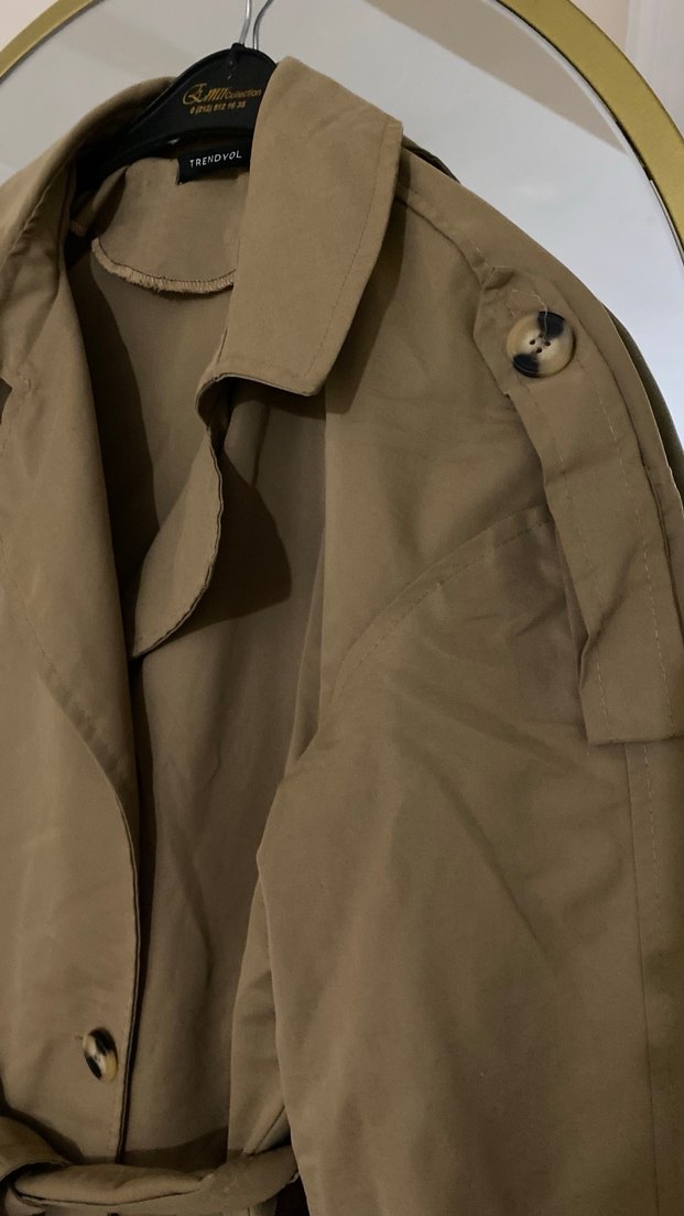Düğmeli Bej Uzun Kadın Trençkot - Görsel 4