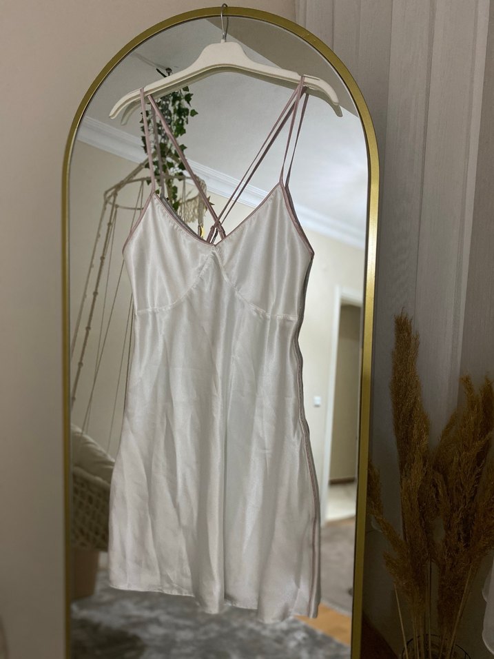 Nakışlı Beyaz Midi Kadın Sabahlık - Görsel 3