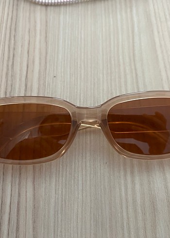 Bej Transparan Kadın Güneş Gözlüğü - Görsel 2
