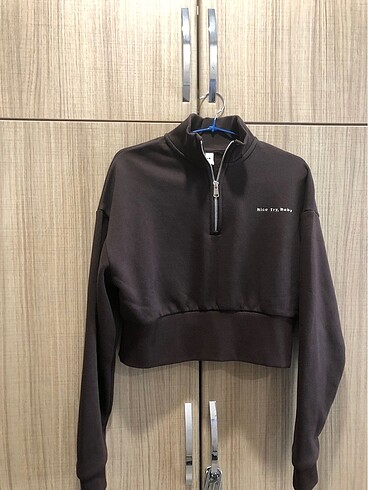 Bershka kahverengi crop sweat