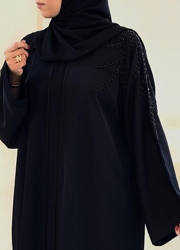 Diğer Dubai abaya