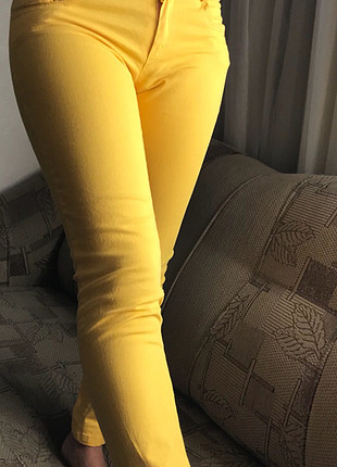 Hardal sarısı pantolon