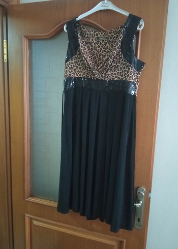 Leopar Desenli Siyah Uzun Abiye Elbise