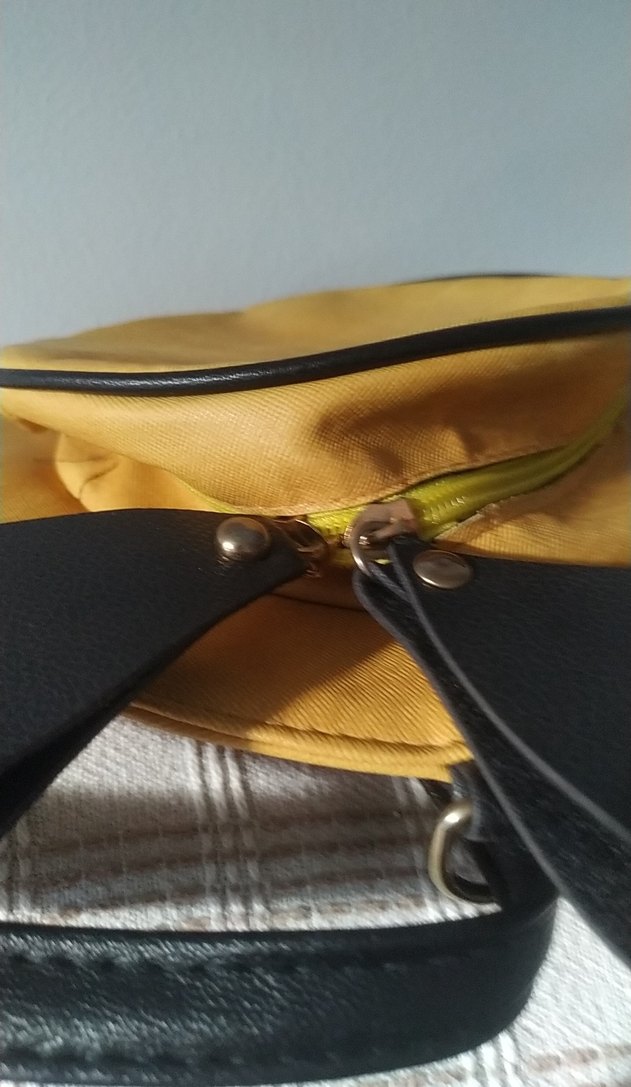 Sarı Kadıni Çantası - Görsel 3