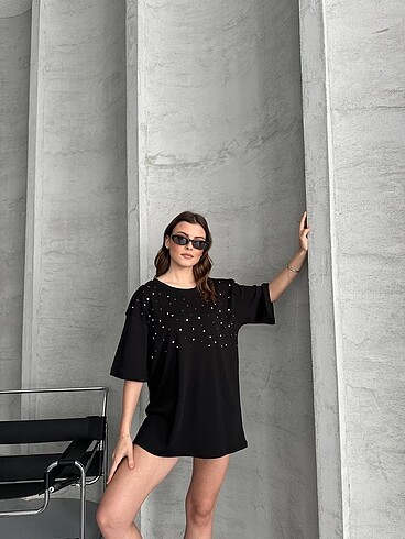 m Beden Zara taşlı tişört